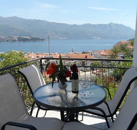 Guest House Budva Ngoại thất bức ảnh