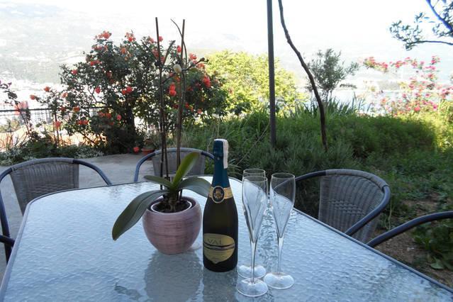 Guest House Budva Ngoại thất bức ảnh